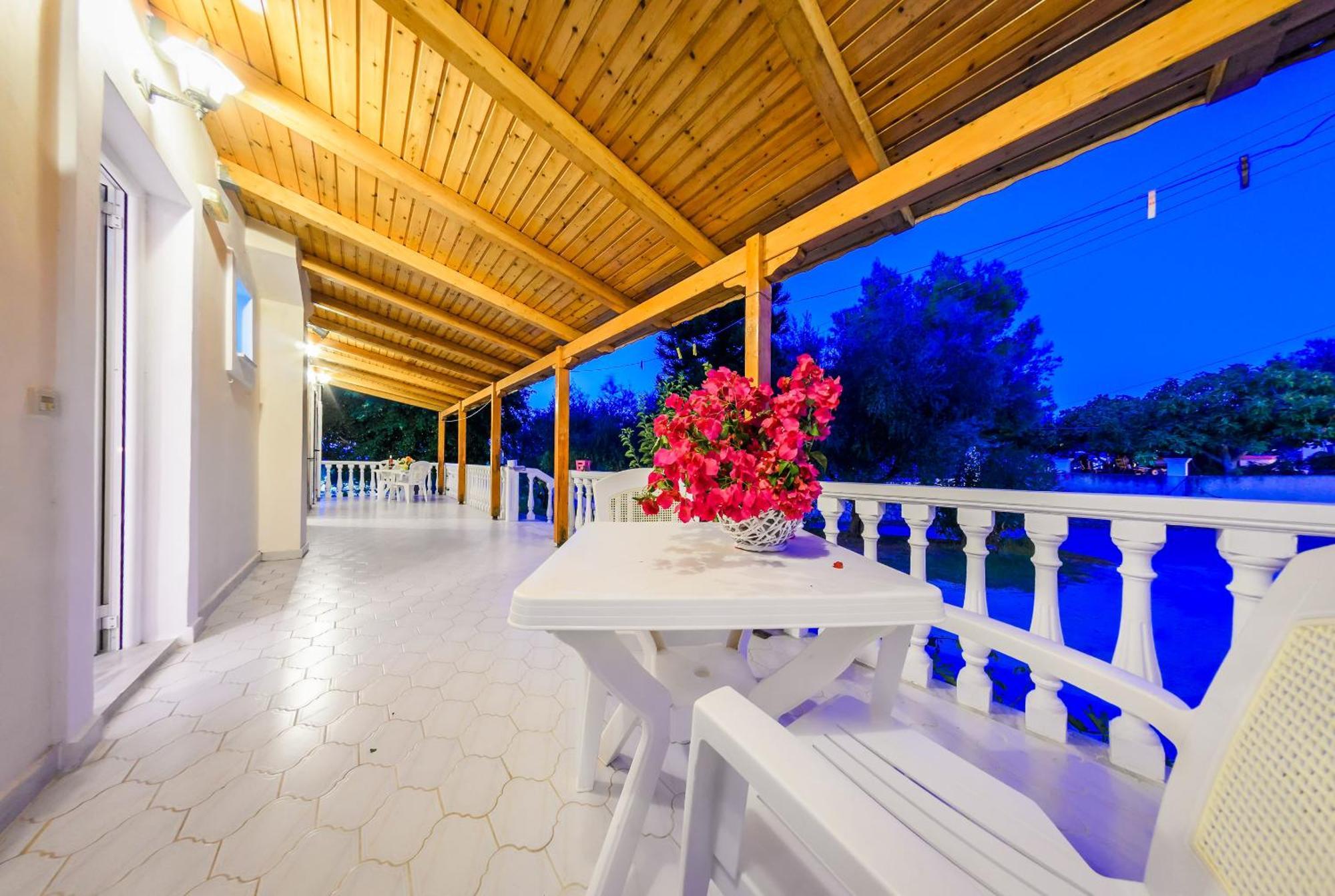 Villa Georgia Аргаси Стая снимка