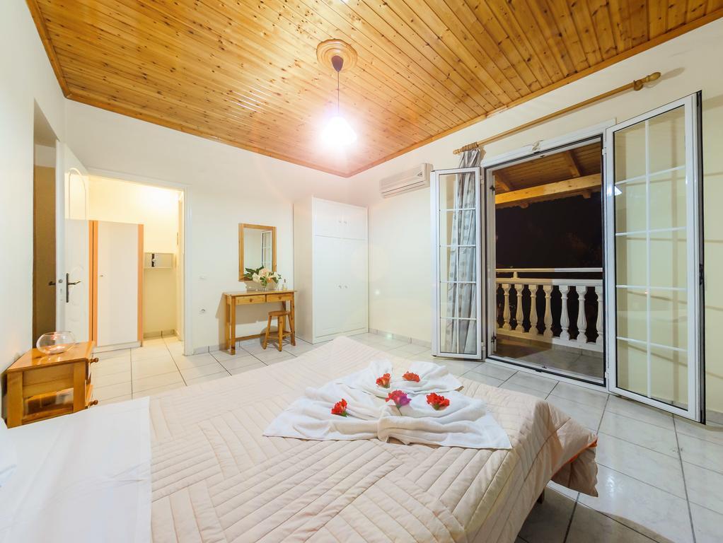 Villa Georgia Аргаси Стая снимка